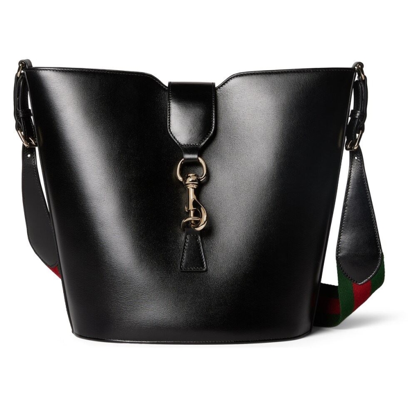 G*u*i bucket bags
